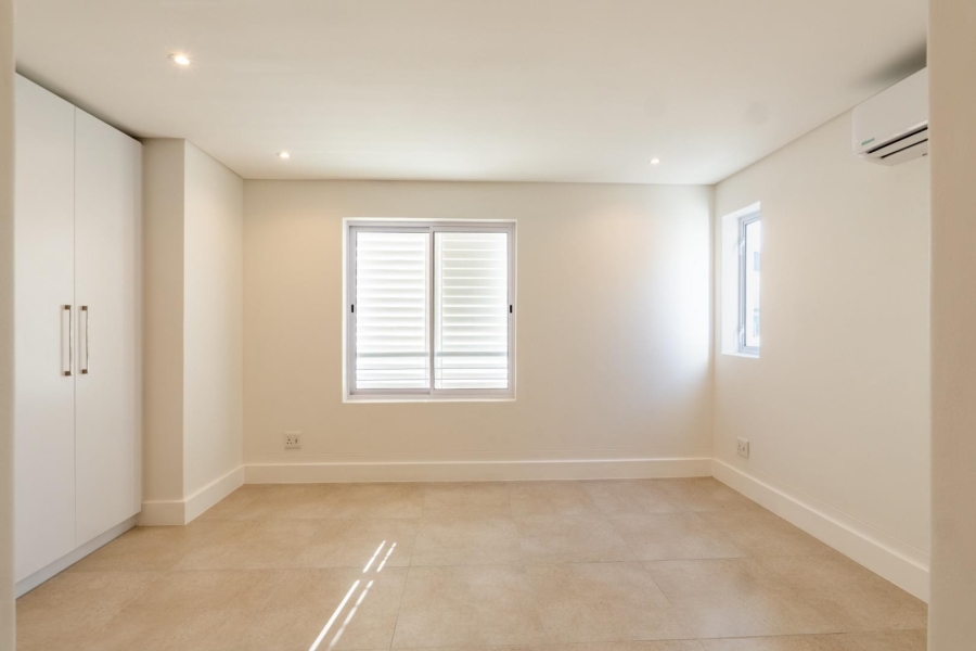 To Let 3 Bedroom Property for Rent in Voliere Estate Western Cape